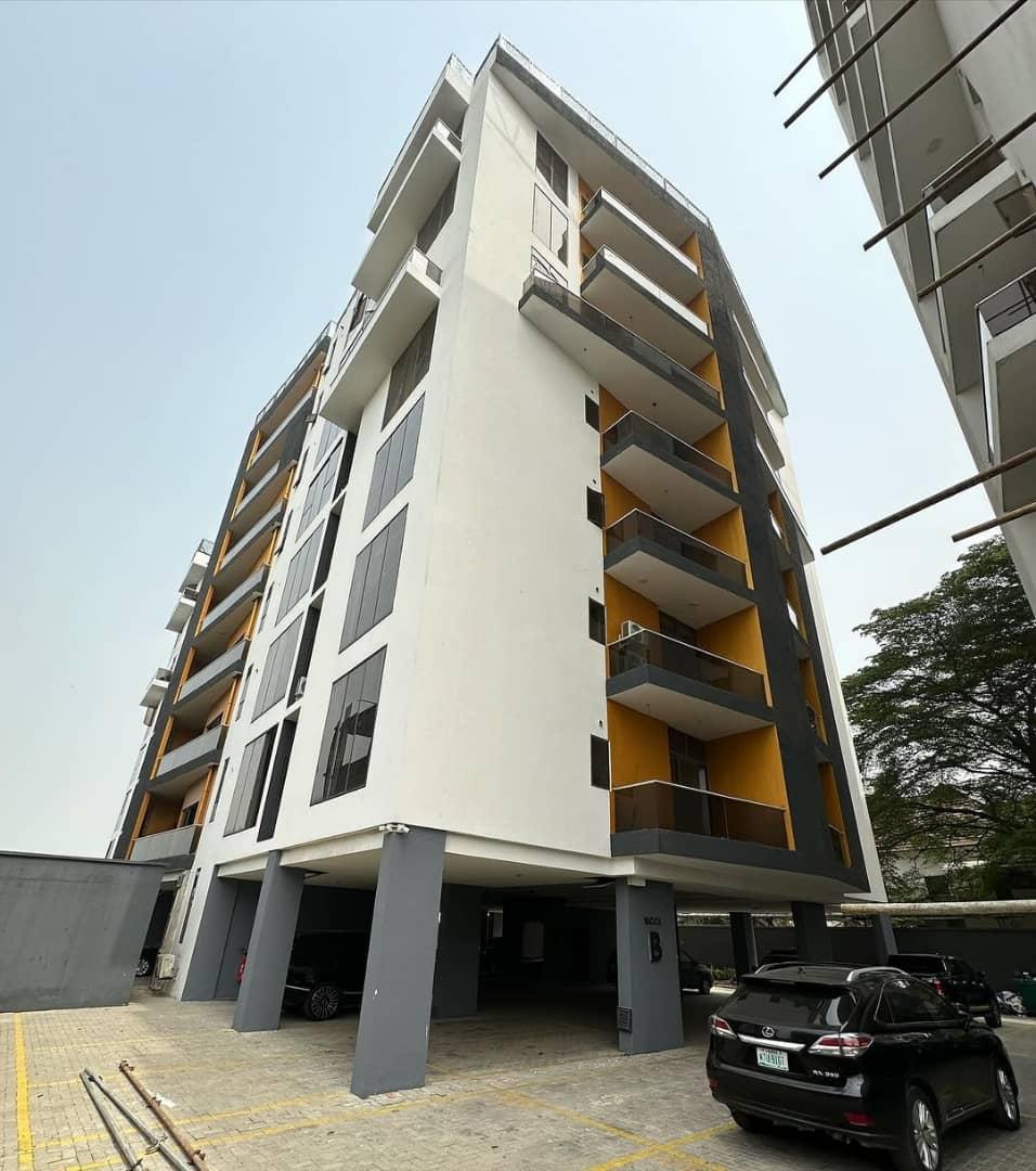 emeka_cmb's tweet photo. FOR RENT!!!
Lovely 3 Bedroom Flat (5thFloor) Location- Ikoyi
Rent - N10million per annum
 #burna #omahlay #rema #tems #olamide #iyanya #binance #tinubu #firstlady #THEGODOFSUDDENLYDIDIT #deborah #hausa #usevpn #asake #philipshaibu #akpabio #fireboy https://t.co/Z7X0gHWyYV