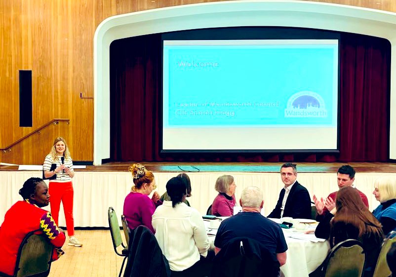 AmeliaW1090's tweet photo. Amazing event yesterday - over 80 Wandsworth Voluntary &amp; Community organisations coming together to connect and co-develop our collective vision and strategy 💥 
Workshops sharing insight and highlighting key values - 
collaboration, kindness &amp; unity 🌟
@BeeKemiA @CllrSimonHogg https://t.co/sY3ZDPpDfb