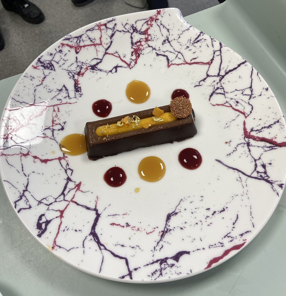 Dessert was next and Justin @ParkgateHotel showed pupils how he plates up his chocolate and orange dessert ready for service @Blackwood_Comp