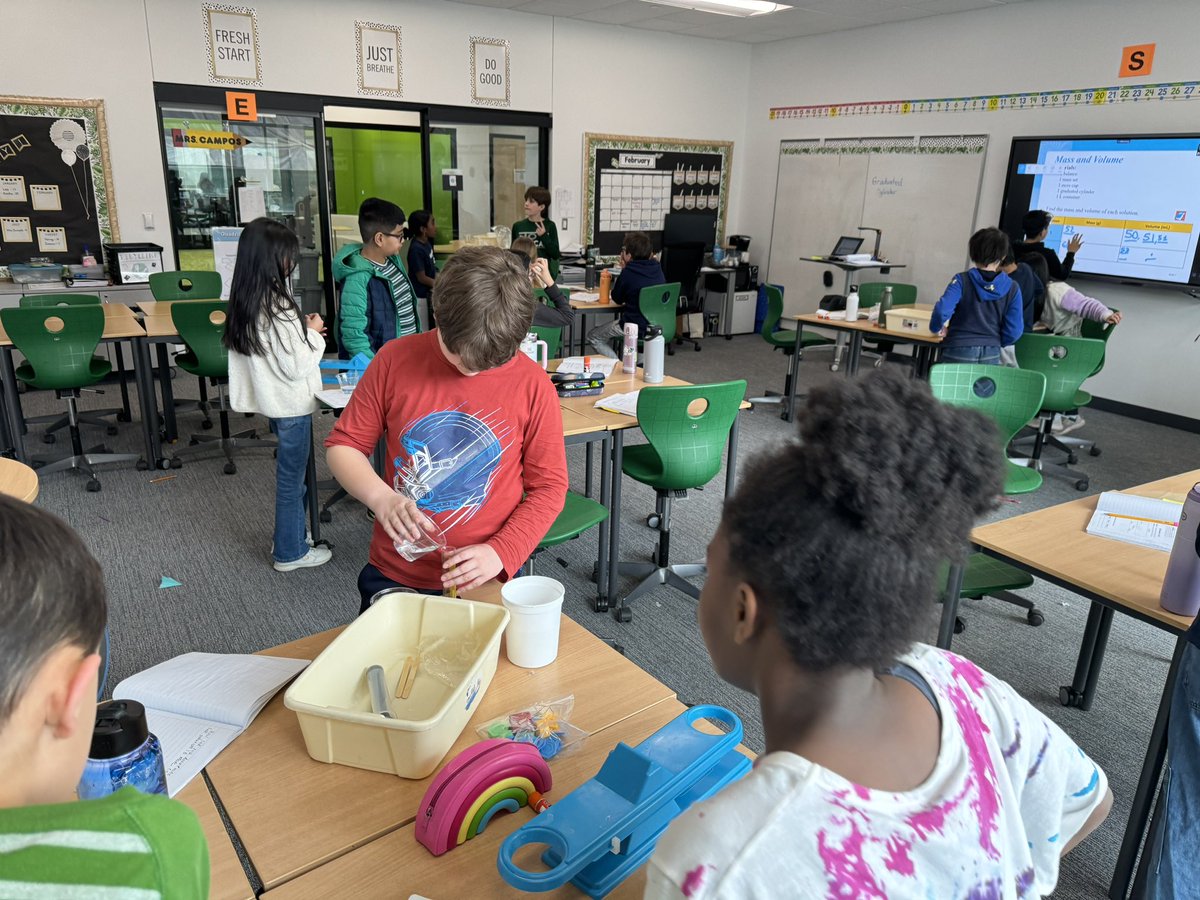 Students in Mrs. Campos’ 5th grade class are actively learning about the mass of different concentrations in a solution! Awesome learning happening! #NoviPride