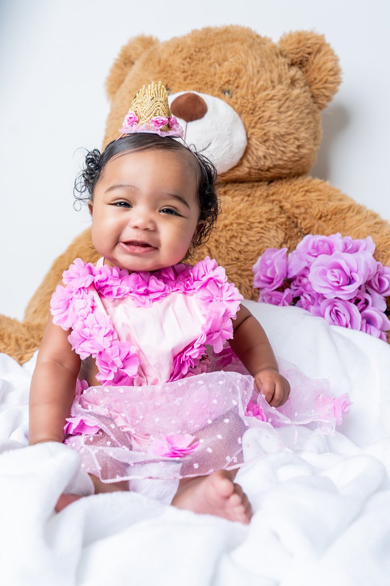 daisyimaniox's tweet photo. Happy Half Birthday To My Beautiful Daughter 🌸🩷 https://t.co/wTg7cwilEL