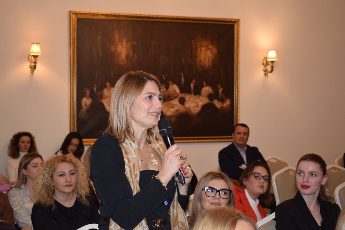 They shared invaluable experiences and strategies for growth, emphasizing resilience and empowerment. 🧵(2/2)

#NDIKosovo #USAIDKosovo #SwissEmbassyPristina #LeadershipMentorshipProgram