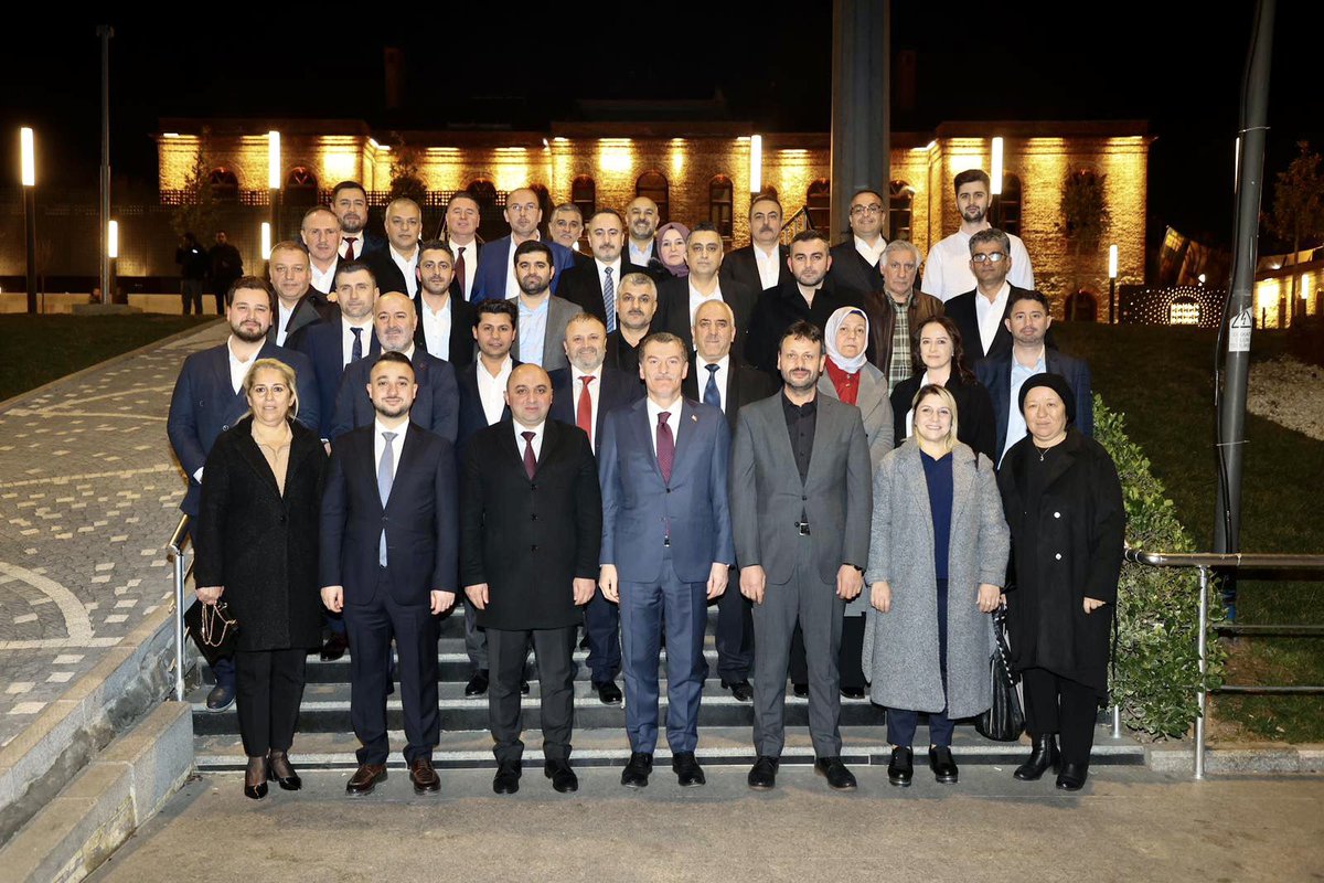 Güzel işler, doğru işler yapacağız. 

Zeytinburnu’nun geleceğine birlikte imza atacağız.

Meclis Üyesi Adaylarımızla Kazlıçeşme Sanat hatırası.

<a href="/selamidelibalta/">A.Selami Delibalta🇹🇷</a> <a href="/habip_kpcglu/">Habip Kapıcıoğlu</a>