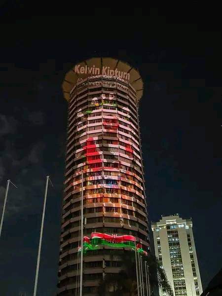 Nairobi;@KICC_kenya honors Champion Kelvin Kiptum as Kenyans gather to for candle lighting.