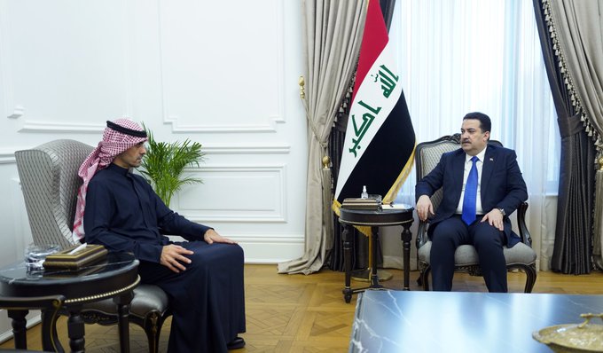 رئيس الوزراء العراقي محمد شياع السوداني يستقبل في بغداد نائب رئيس مجلس الإدارة والرئيس التنفيذي لمجموعة<a href="/tag/%D8%A7%D9%84%D9%83%D9%88%D9%8A%D8%AA"class="tags"><span>#الكويت</span></a><a href="/tag/%D8%A7%D9%84%D8%A7%D9%85%D8%A7%D8%B1%D8%A7%D8%AA"class="tags"><span>#الامارات</span></a>