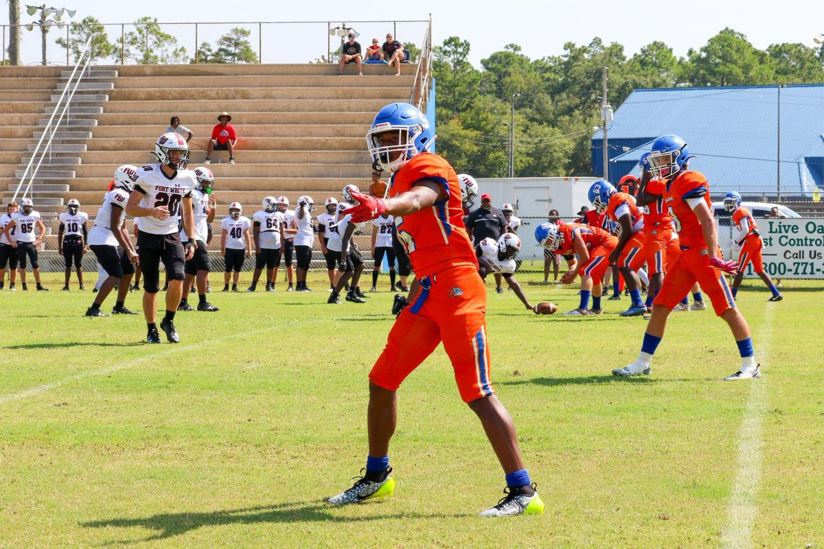 TaycoBulldogs's tweet photo. 🐶 6️⃣7️⃣ 𝙳𝙰𝚈𝚂 𝚄𝙽𝚃𝙸𝙻 𝚂𝙿𝚁𝙸𝙽𝙶 𝙿𝚁𝙰𝙲𝚃𝙸𝙲𝙴‼️
#itsagreatdaytobeaDAWG https://t.co/QzdOg5EKzD