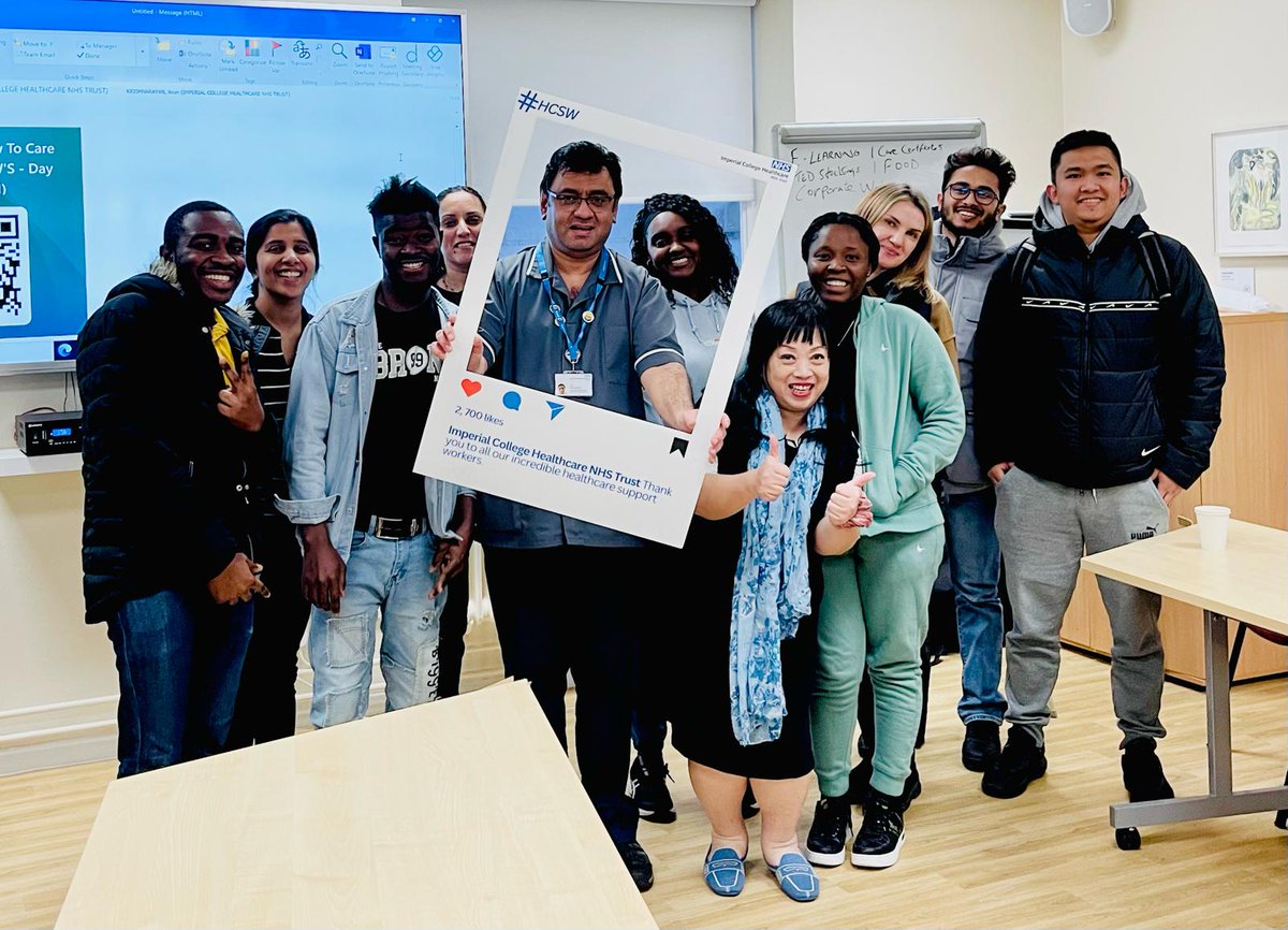 It been a wonderful week so far and a clear indication of our hard work.
A thank you flowers and card says from our new cohorts says it all <a href="/ImperialPeople/">Imperial People 💙</a> <a href="/ImperialNHS/">Imperial NHS 💙</a> <a href="/BrightsparkArun/">Arun M Krishnarayan</a>