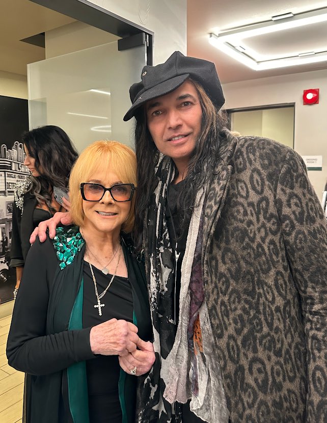 Brian Perera, the President of Cleopatra Records, joyously celebrates with the legendary Ann-Margret, as she is honored with the prestigious Women's Image Award for her extraordinary lifetime achievements in the entertainment industry.