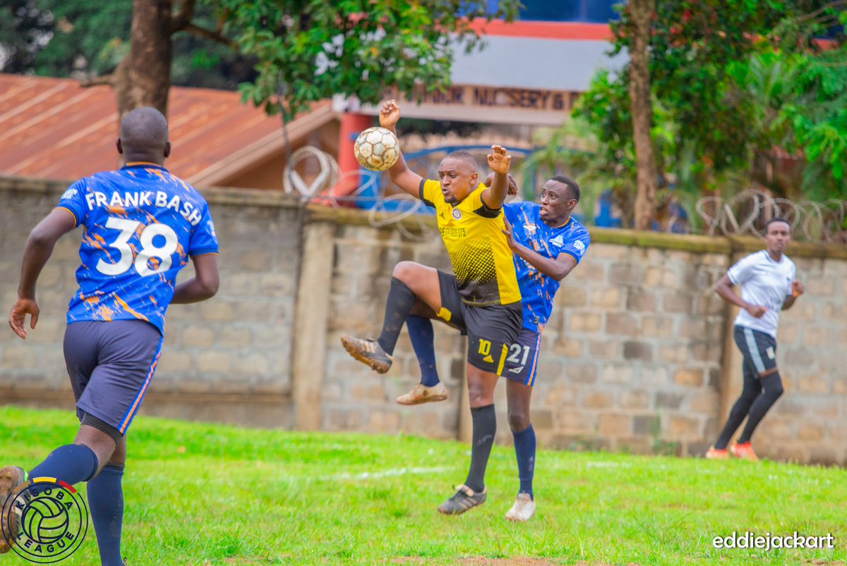 KISOBALeague's tweet photo. Battling hard on derby dayβοΈ
#KLReturns #KLSnIII #TuzeBwera https://t.co/hCHiocaOi0