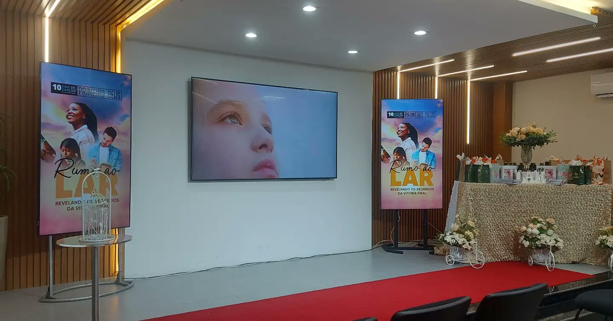 Hoje foi abertura dos 10 Dias de Oração  na sede administrativa da MRP com o estudo do primeiro tema, "Vencendo o Engano",  da revista Primeiro Deus. A mensagem foi por conta do Pr <a href="/pastorotimar/">Otimar Gonçalves 🇧🇷</a>.
@soraiabbrau

#mrpterradeproezas 
#dezdiasdeoracao 
#mrpprafrenteepracima