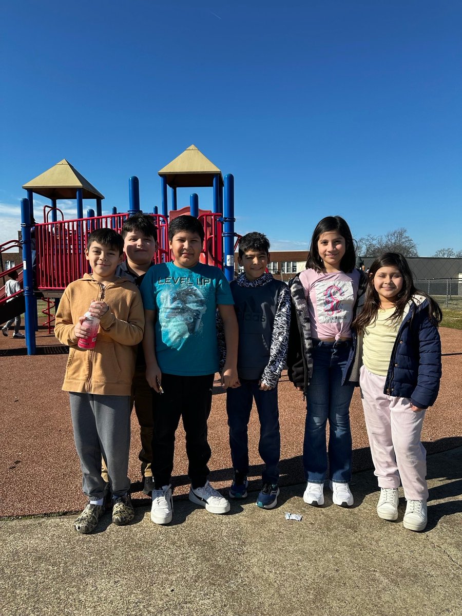 Cockrill Elementary tweet media