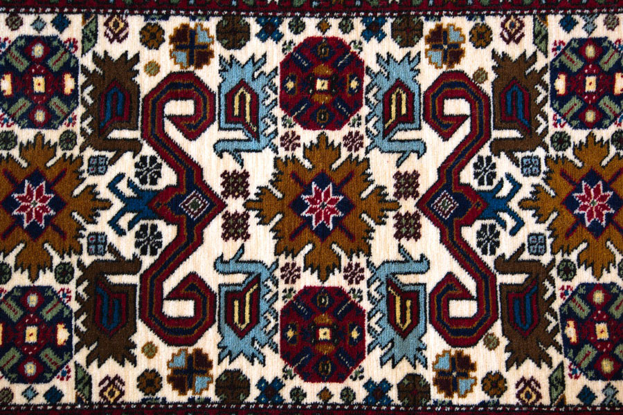 CultureAz_'s tweet photo. 🇦🇿📍Azerbaijani carpets are some of the most beautiful carpets in the #world, with their tribal patterns and brilliant colors. The #rugs are beautiful, but they are also a reflection of a way of life that is quickly disappearing++⤵️ https://t.co/E0kptpqqFz