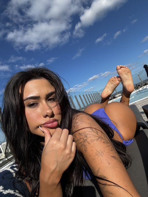 Thicker than oatmeal 🤗 https://t.co/bY7Zvte0R9