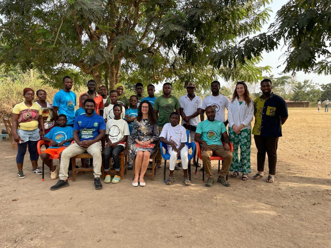 HCThompson001's tweet photo. So glad finally to have visited @PangolinGh. Research, protection, culture change: their work is tough but vital. Our nature is one of our world’s most precious assets - protecting pangolins in 🇬🇭 benefits the whole world. Huge kudos to @PangolinGh &amp; their school clubs 🙌 👏 https://t.co/5LxJYVp0Ls