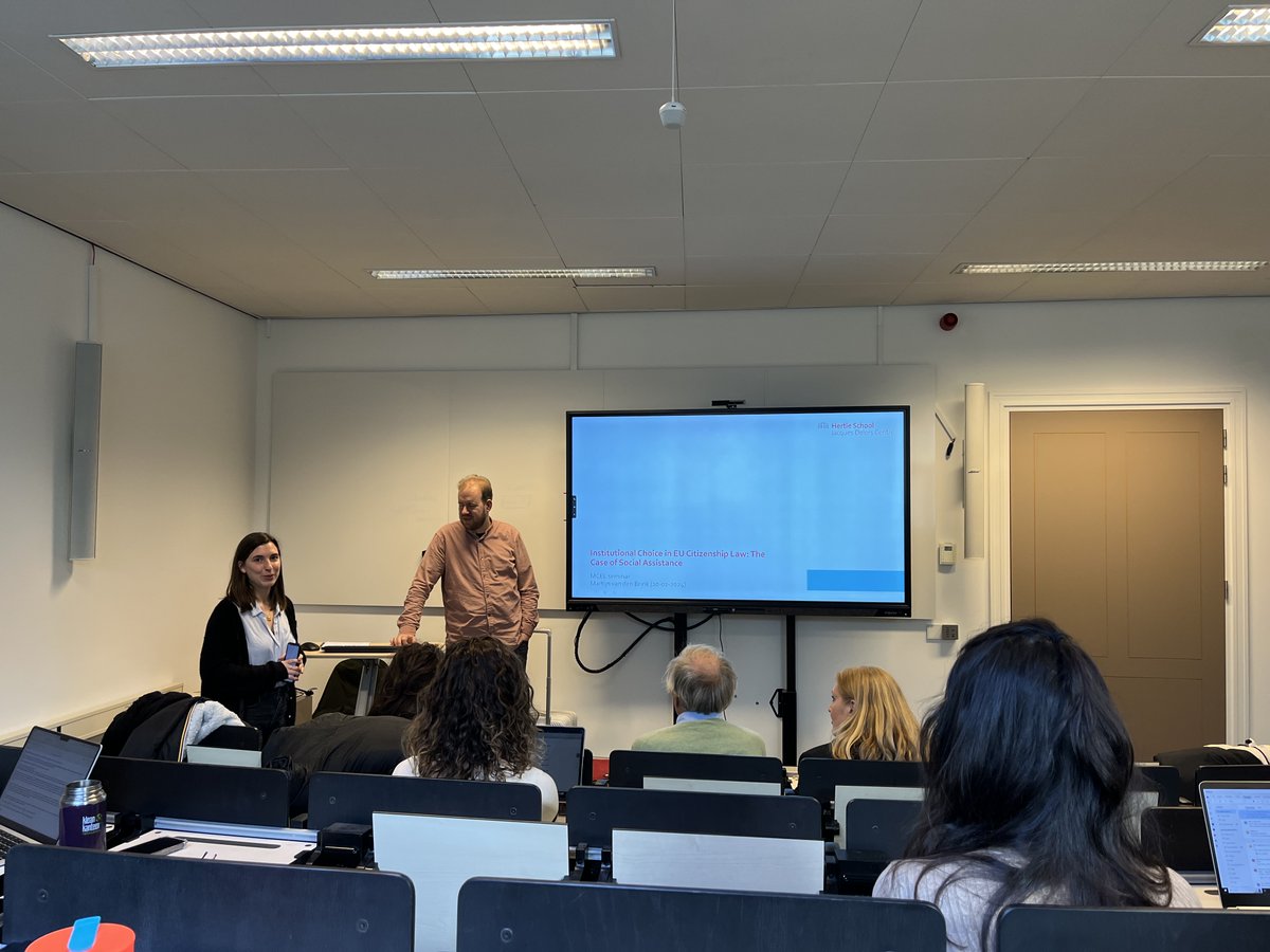 This Tuesday, we had the honor of hosting @Martijn_vdBrink's presentation (@thehertieschool and @DelorsBerlin) on the 'Institutional Choice in EU Citizenship Law: The Case of Social Assistance' at @lawinmaastricht. The lively discussion that followed was moderated by @FRistuccia.