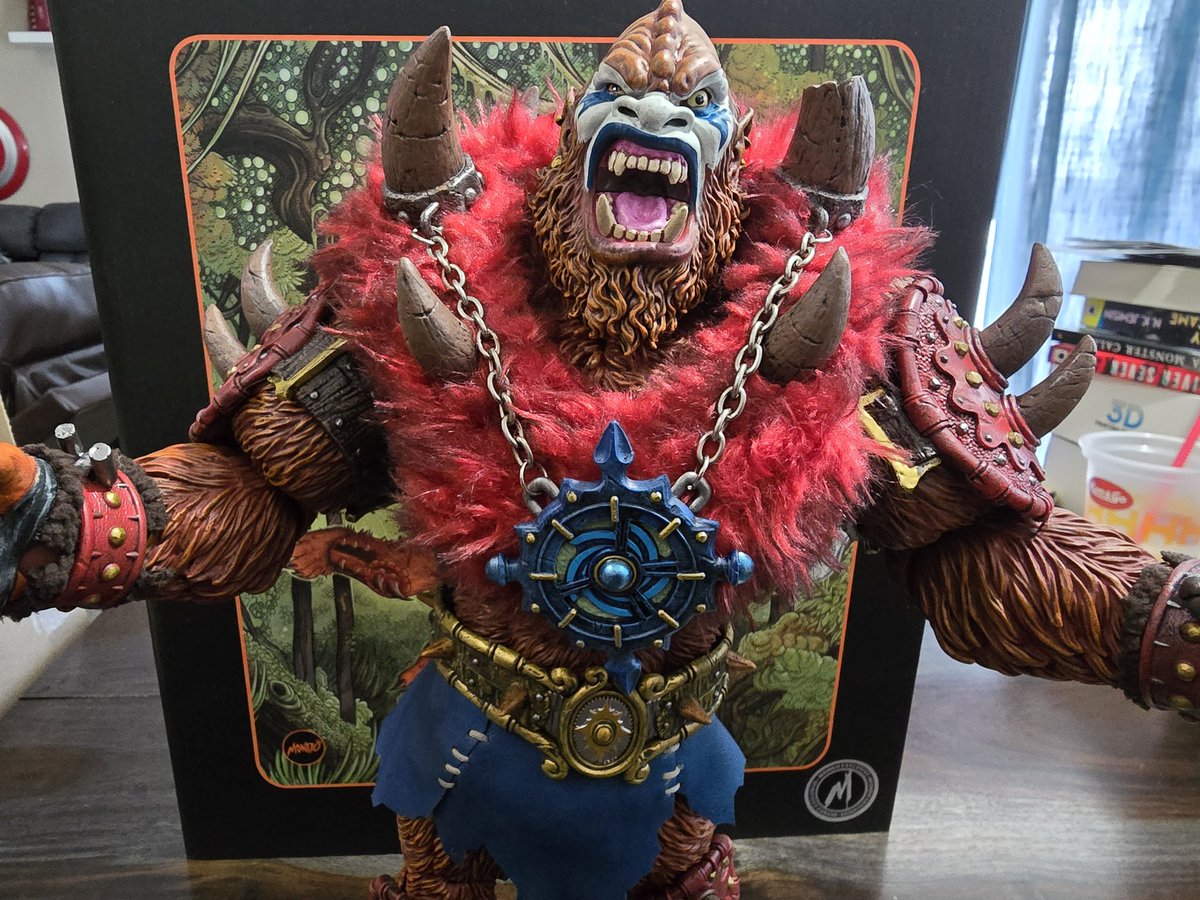 And the Mighty Beastman is here! He is so MASSIVE! And looks so good in person! @MondoNews @Mattel #motu #mastersoftheuniverse