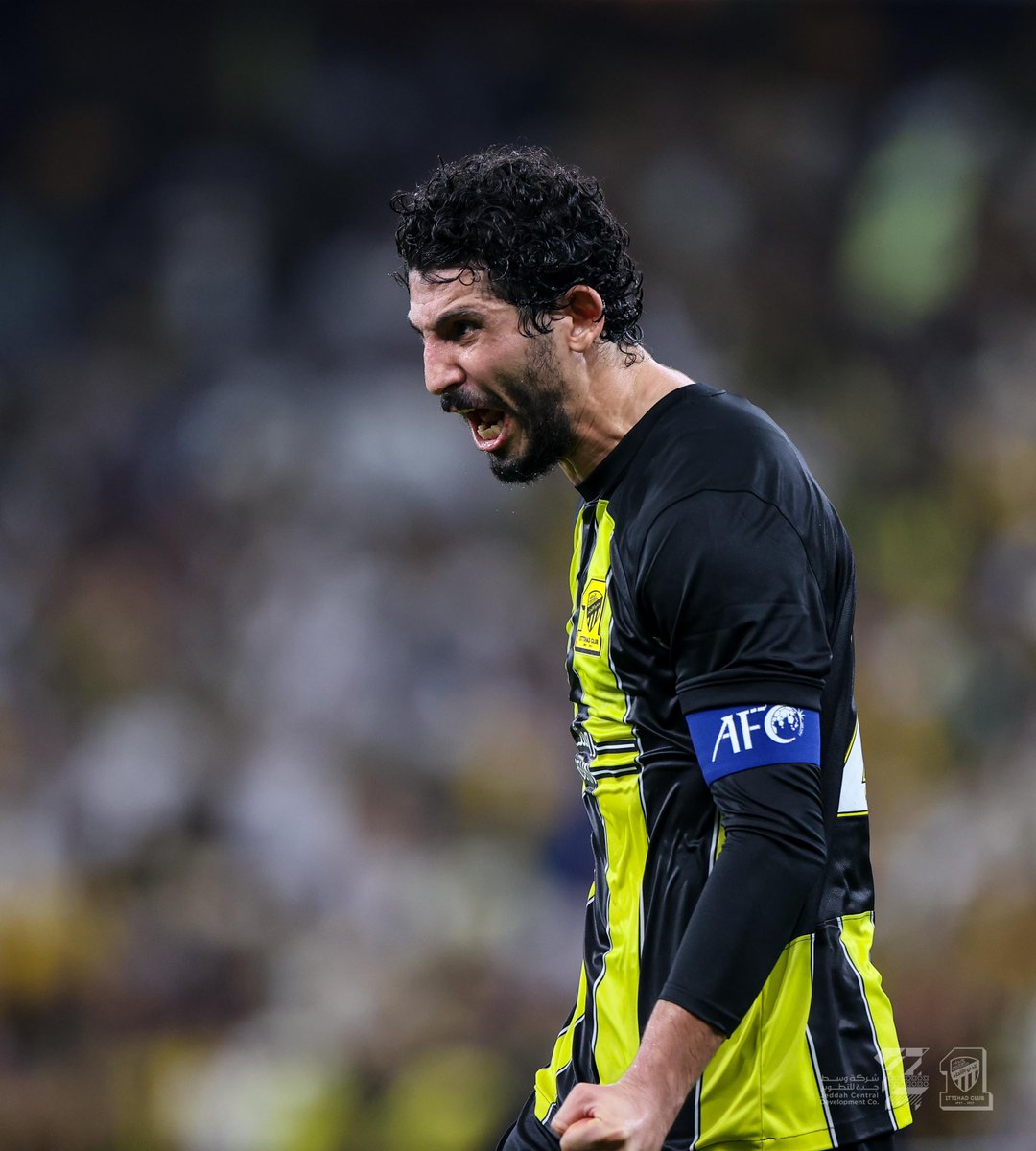 📸| احتفال الحاجز مع العمري بالهدف الثاني 💛🖤