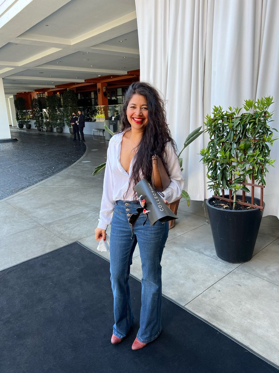 Love days in LA 💖🌞Where is a place that brings a smile to you?