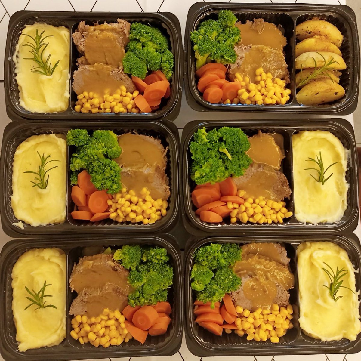 #hanouda_recipe😋😋 #cookedwithlove #homemadewithlove 
 #healthyfood #healthylifestyle #foodstagram #foodies #foodlover #foodblogger #sweet #lebanon #instafood #beirutlebanon #beirut#uae #ksa #lebanon #viral #recipe #instadaily #explore #explorepage #وصفات_سهله #وصفات_طبخ