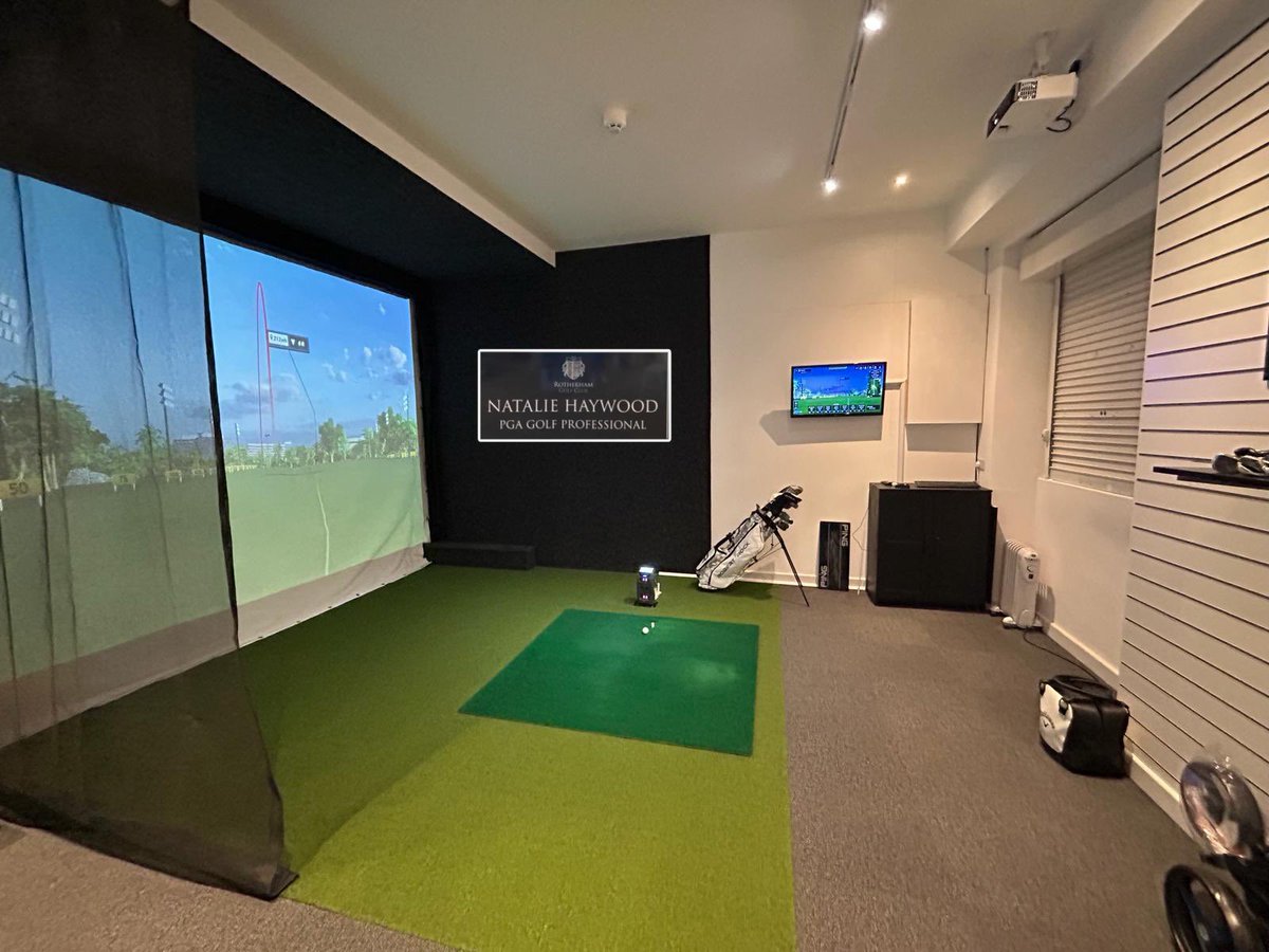 The course may have been closed , but I have been fully booked in The Golf Studio all day with lessons and Gapping sessions, thank goodness for my studio with this weather 🙏 . Indoor golf lessons open to all @RGCproshop1 @rotherhamgc @ForesightSports