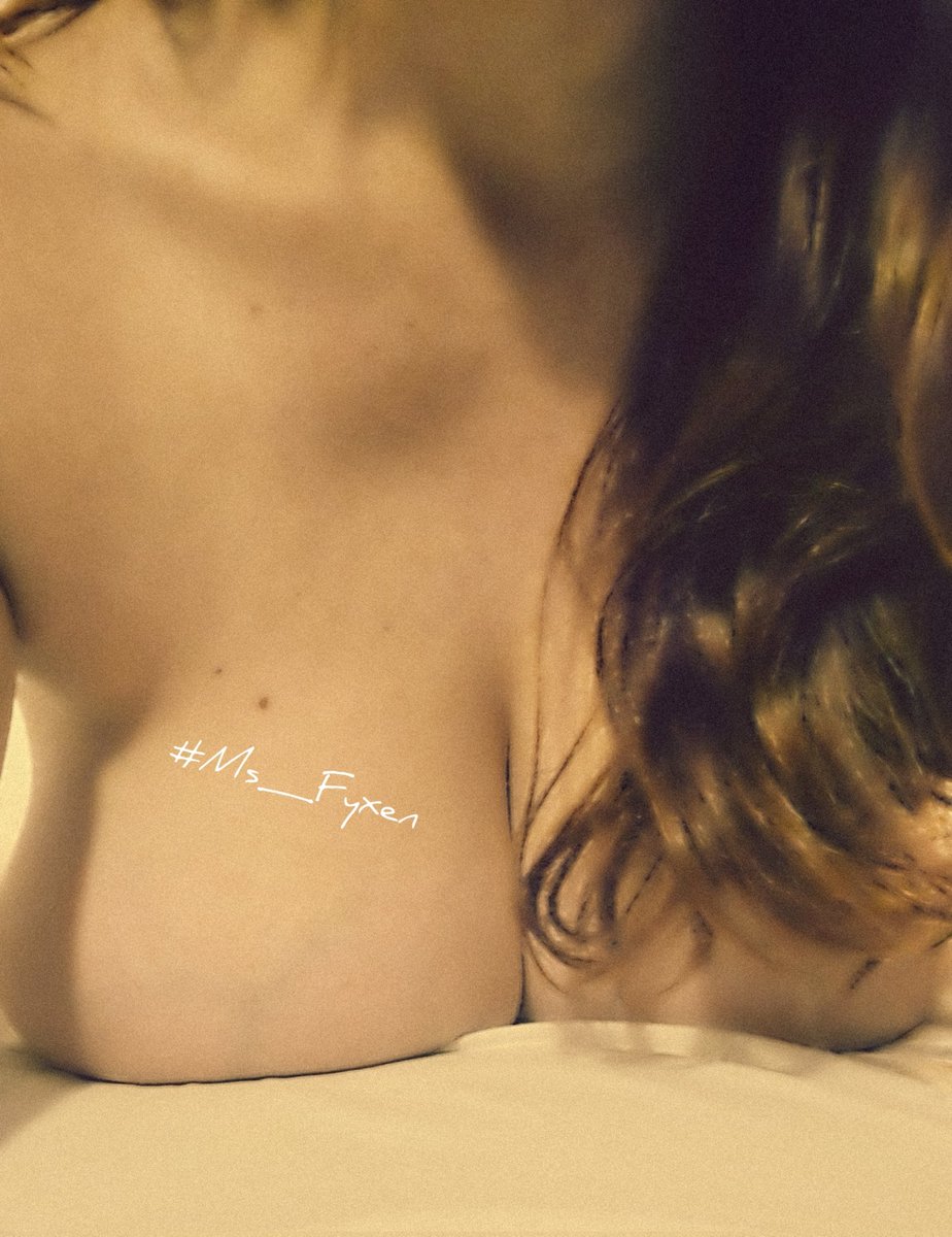 Ms_Fyxen's tweet photo. This is what happens when #Ms_Fyxen is alone between the sheets.
Just dropping in to say 'hi' and show you a curvaceous part of my body ๐
Night night xx
#Ms_Minks
#curvesfordays
#porcelineskin
#suchatease
#redlocks
#exhibitionist https://t.co/jxxMLn9FvT