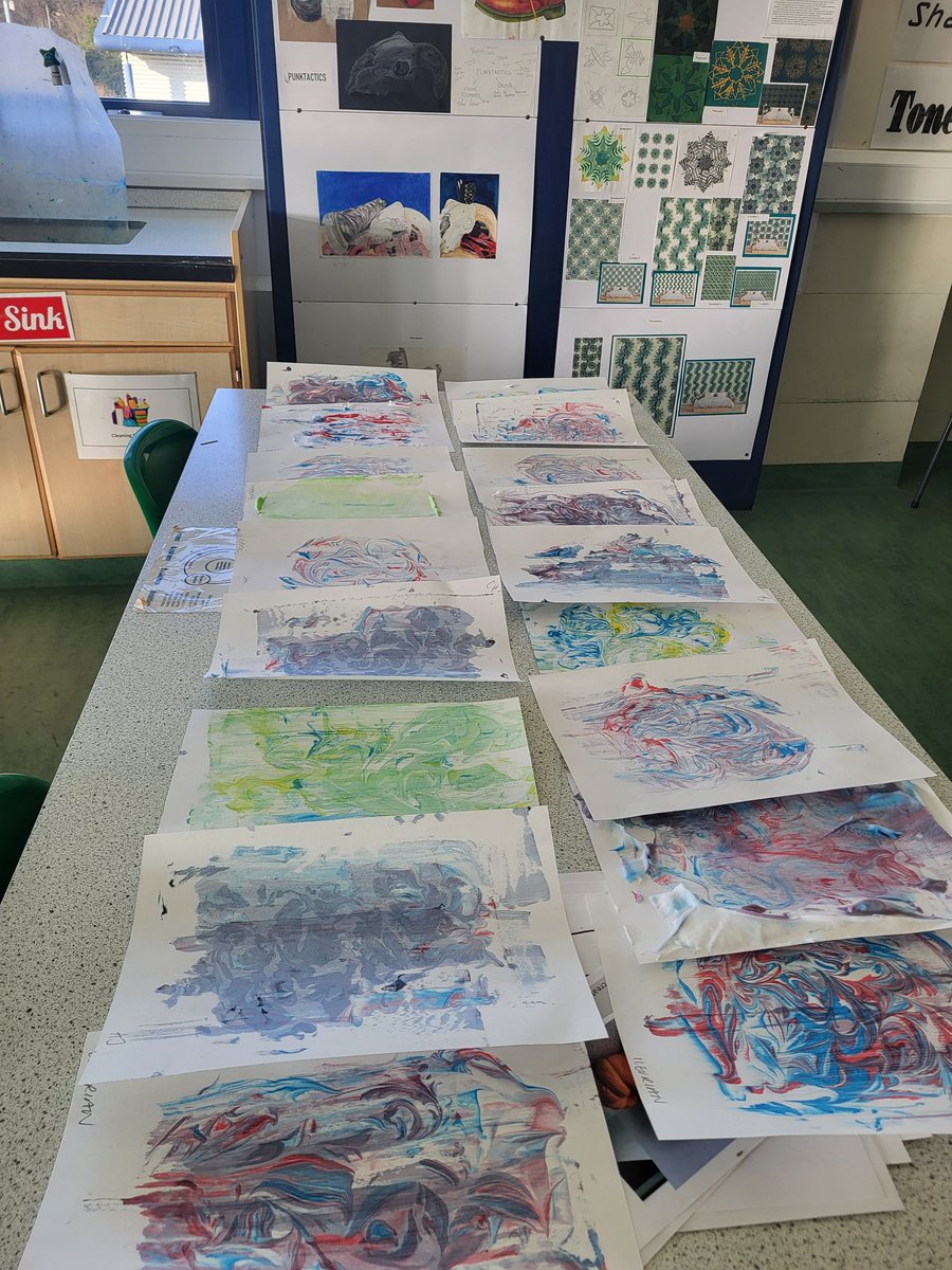 vcmooreartist's tweet photo. S1 and S2 DEN Class had lots of fun today, paper marbling using shaving foam 🫧 and the results are beautiful. Next week, we will be using them to learn paper weaving techniques 🎨 #creativity @StAndrewsRCHS https://t.co/0Kl7rRbesp