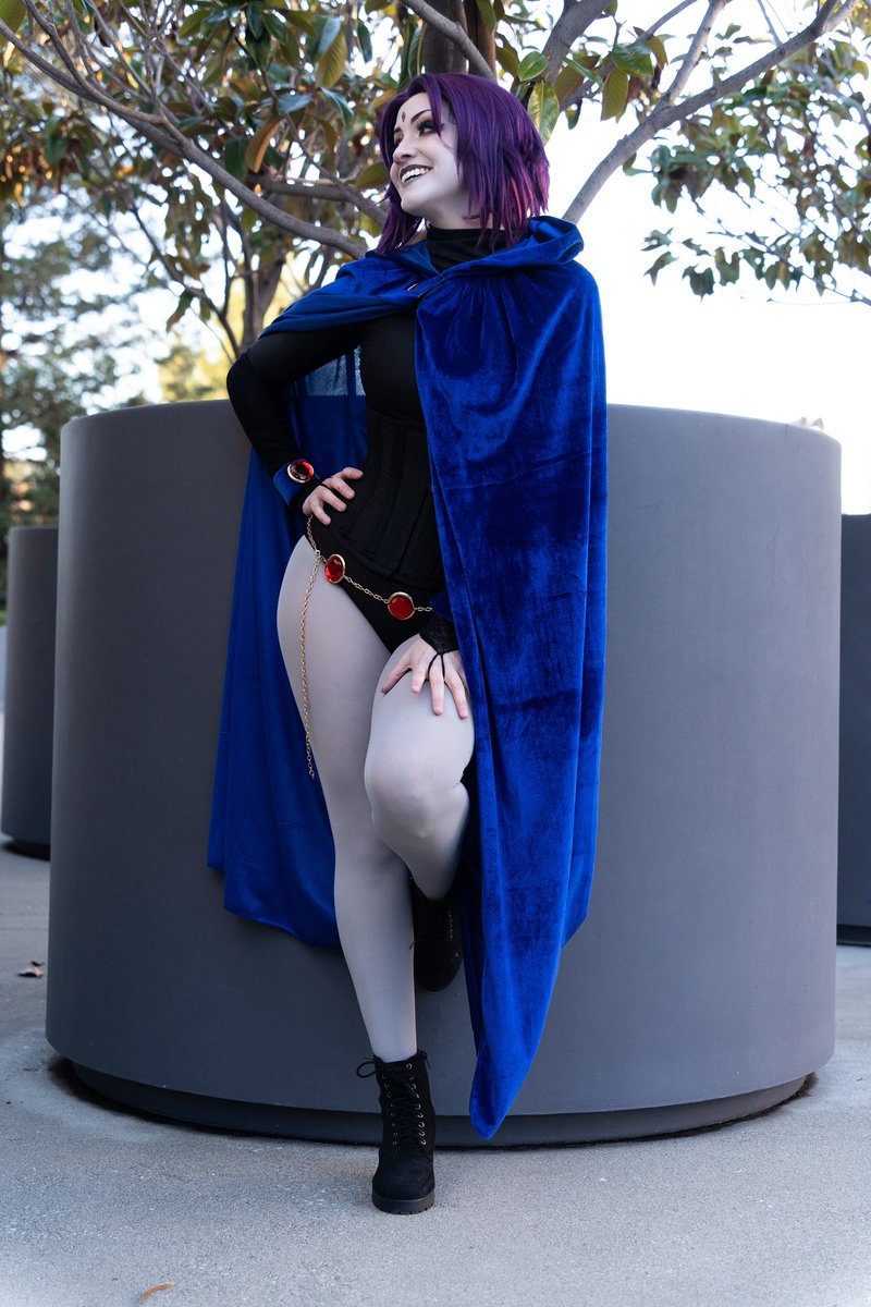 Raven 

Photos taken by @itscreamsjessie 💜

#raven #ravencosplay #teentitans #dc