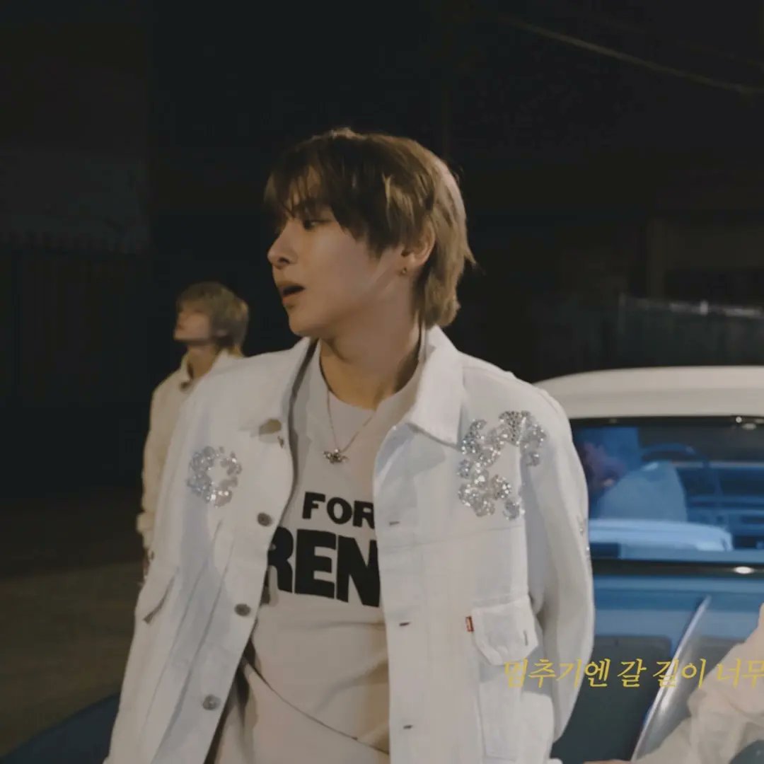 nomadchile's tweet photo. Capturas de #ONE en el track video de "Let Me Love You" 💛

🎤 #NOMAD #노매드 @NOMAD_is_here https://t.co/minQDDO11z