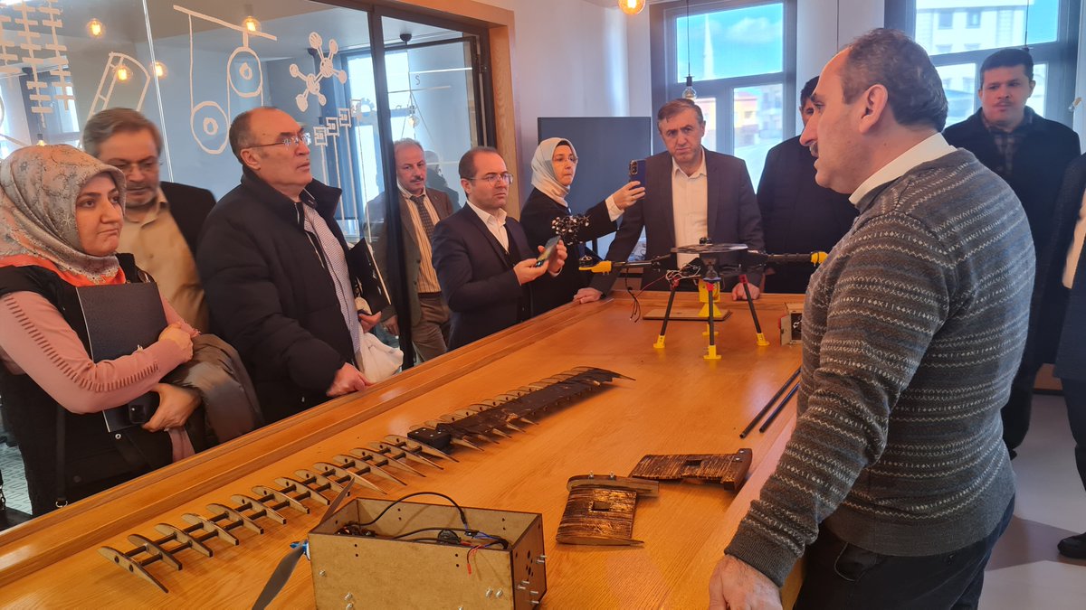 AİHLMüdürleri Yönetici HareketliliğiKartal AIHL ev sahipliğindegerçekleştirdik
müdürlerolarak ortak sorunlarkapsamında fikir alışverişiyaparak farklı eğitim ortamlarını görme imkani bulduk
<a href="/meb_dinogretimi/">MEB Din Öğretimi Genel Müdürlüğü</a> <a href="/istanbulilmem/">İstanbul İl Millî Eğitim Müdürlüğü</a> 
@mucahityentur <a href="/ahmettyapici/">Ahmet YAPICI</a> 
<a href="/semih_uskmem/">Semih Durmuş 🇹🇷</a> <a href="/SirinSkran/">Şirin Şükran AYDINLIOĞLU🇹🇷</a>