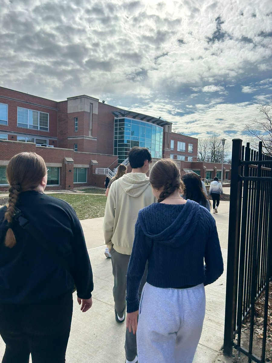Our AVID 11 kids got to tour one of the best campuses in the Midwest💚 I may be a little bias though <a href="/NWMOSTATE/">Northwest Missouri State University</a>