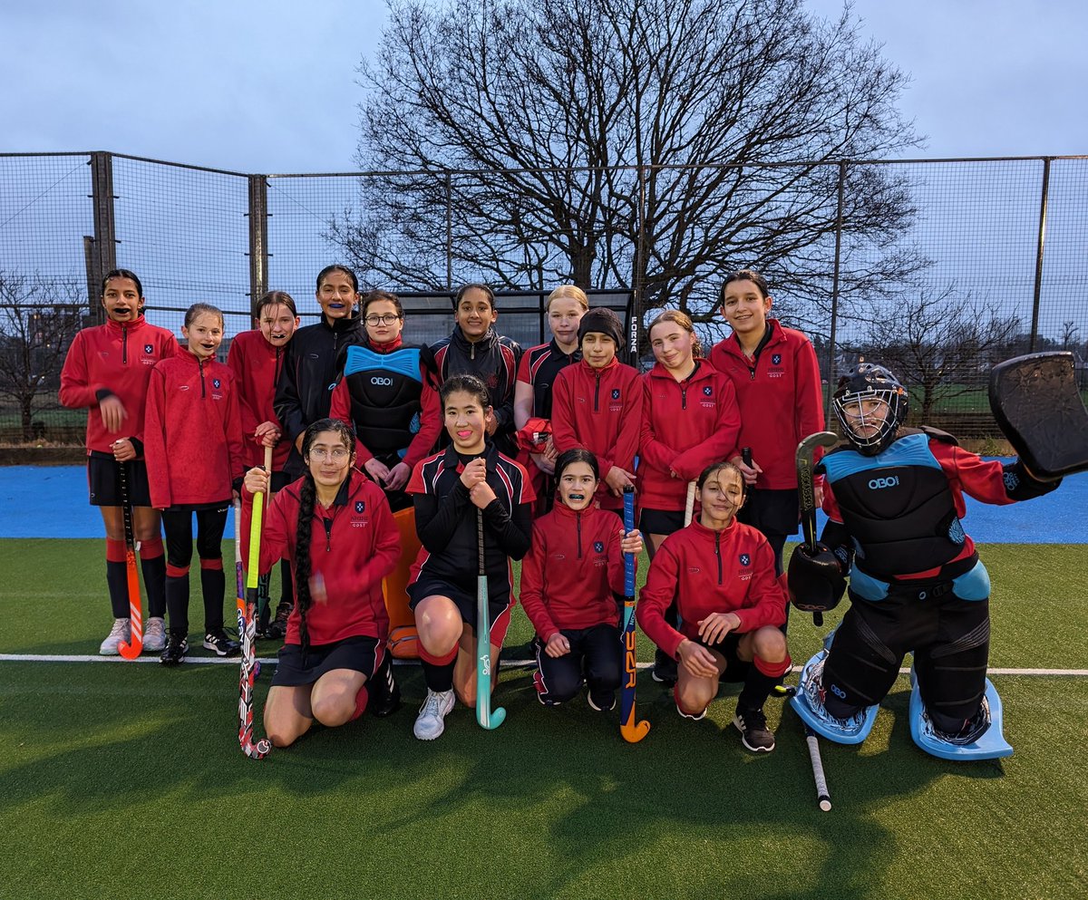 nhehs_sport's tweet image. The 🌧️ didn't stop the @nhehs U12A&B hockey teams from their friendly fixtures against @staugustinesPE and @GandLSport this afternoon 🏑
Despite the cold setting in, everyone had a great time👏🏻
#NHEHSsport #hockey #triangular #havingfun