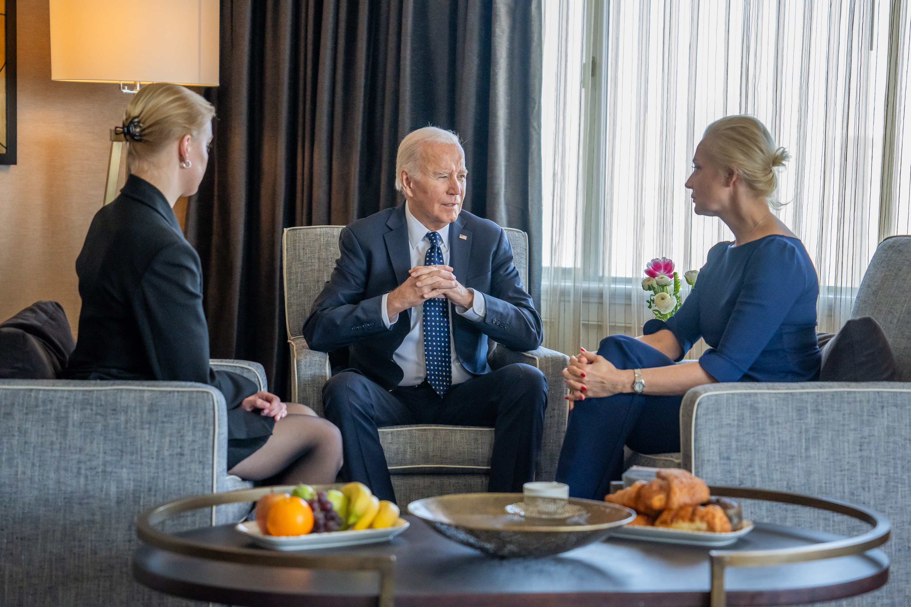 President Biden sits down with Yulia and Dasha Navalnaya.