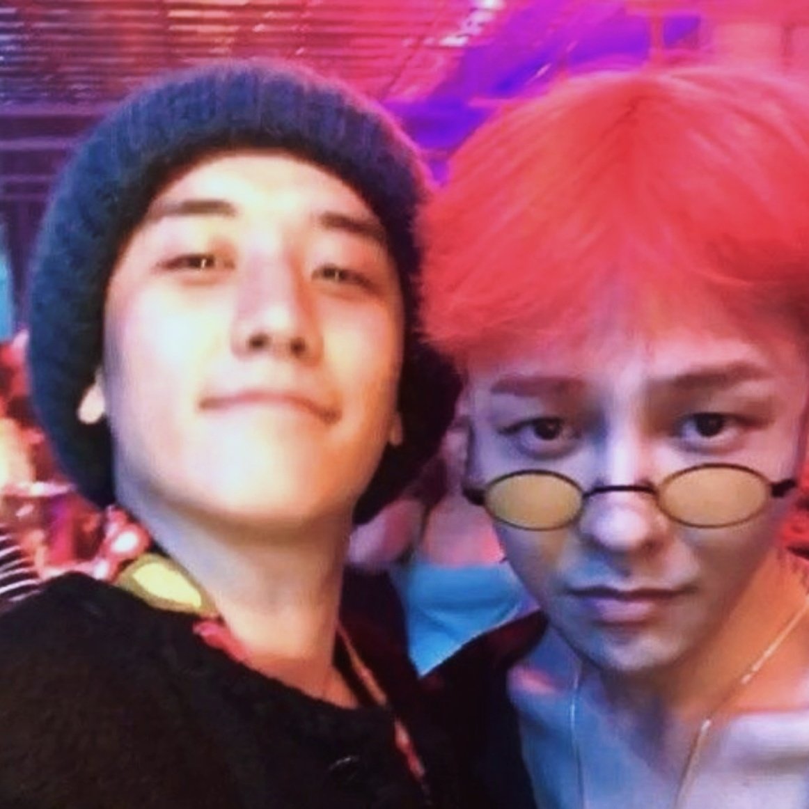 purinriri3's tweet image. spot the 🐼💙 #nyongtory