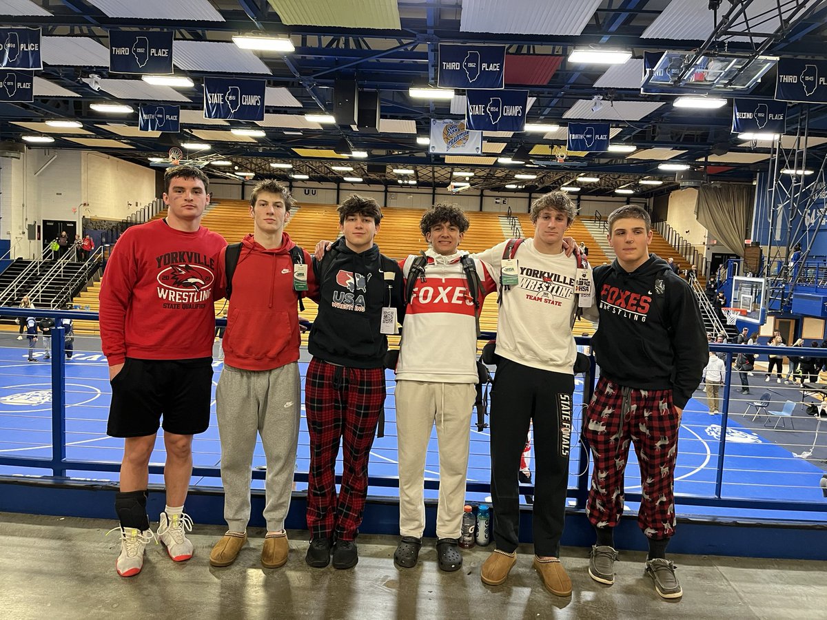 Foxes will send 6 down to Champaign next week to compete for State Titles!
144 Dom Coronado 
150 Jack Ferguson 
157 Ryder Janeczko 
175 Luke Zook
190 Luke Chrisse
215 Ben Alvarez