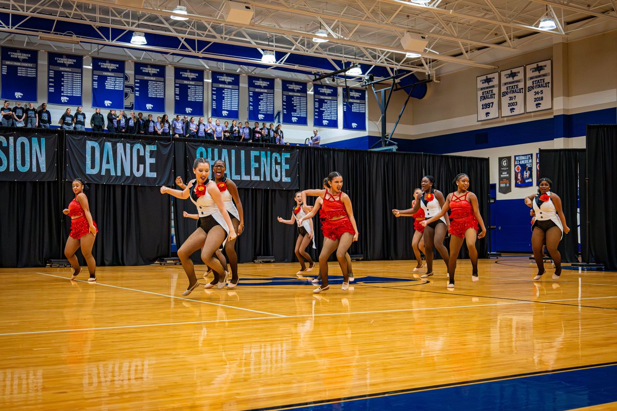 Estevan Murillo III (@estevanmurillo3) on Twitter photo The <a href="/RandleRoyals/">Coach O'Haver</a> πwowed us once more! π 2nd performance nailed at <a href="/dance_ascension/">Ascension Dance</a>. Solo acts from the team are next. Keep shining, ladies! Let's keep our support strong!π¦π€π€ Part 1 of 2 The <a href="/RandleRoyals/">Coach O'Haver</a> πwowed us once more! π 2nd performance nailed at <a href="/dance_ascension/">Ascension Dance</a>. Solo acts from the team are next. Keep shining, ladies! Let's keep our support strong!π¦π€π€ Part 1 of 2
