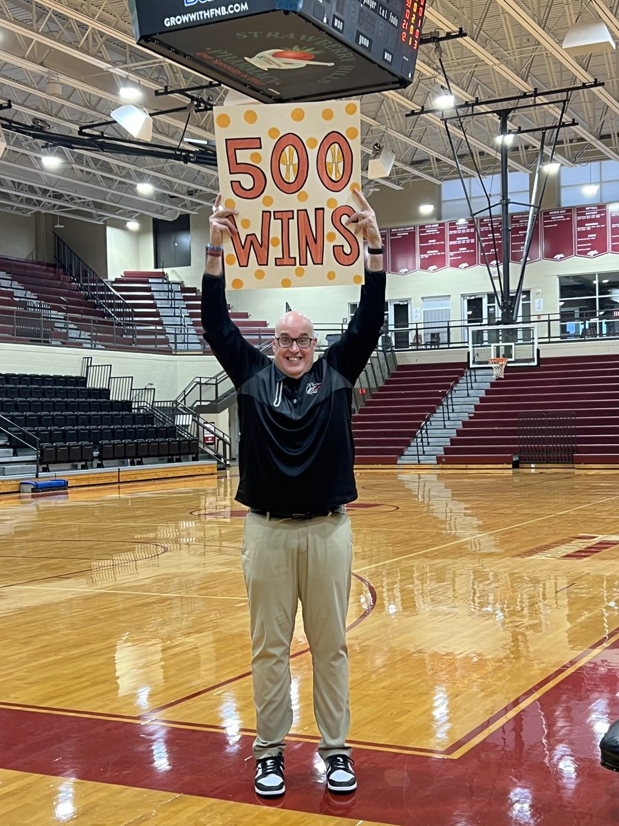 CSivills's tweet photo. Let’s go @Sivills5 - 500 Career Wins. https://t.co/0Tc7u1FScS