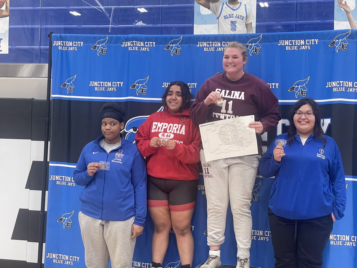Alexa Castillo punching her ticket to the state tournament @ 235 pounds taking 2nd place.