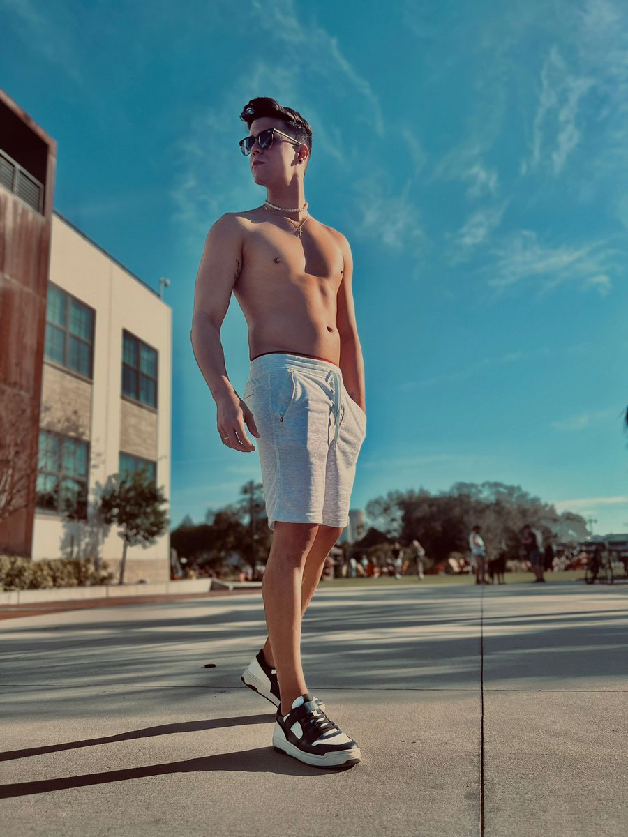 ColinJonhy's tweet photo. Taking Vit D🙂
.
.
.
.
.
#cubanos_por_el_mundo #cuban #gaymen #gaymale #gayman #gayfollow #gayhot #sun #gymrat #workinout #gaytampa #shorts #gayfit #gay #tampa #armatureworks #armatureworkstampa #cubagay  #tampabay https://t.co/ELp4wAN3vH