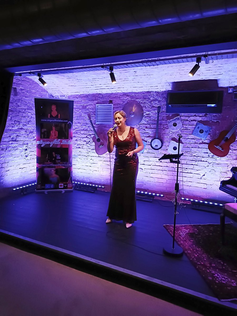 singerofthelake's tweet photo. Oh What A Night 💕
Amazing audience tonight at The Vault in Darlington. I had the best time, thanks for having me 🎶
#LoveDarlo #DarlingtonforCulture #darlington #singer #singerofthelakes #thevault #valentines #lovesongs #classicalcrossover #classicalcrossoversinger https://t.co/2lldqSpRqU