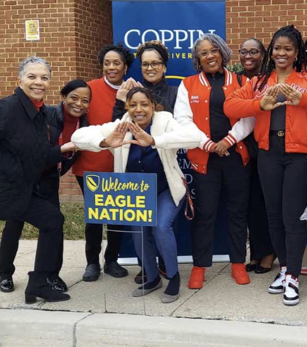 SavoySocialite's tweet photo. Exciting News from Coppin State University! The students and faculty proudly announce the grand opening of the Coppin Closet this Friday. 🛍️👔 This resource is available to CSU students for professional attire for internships and interviews. https://t.co/FlZuCqCVnm
