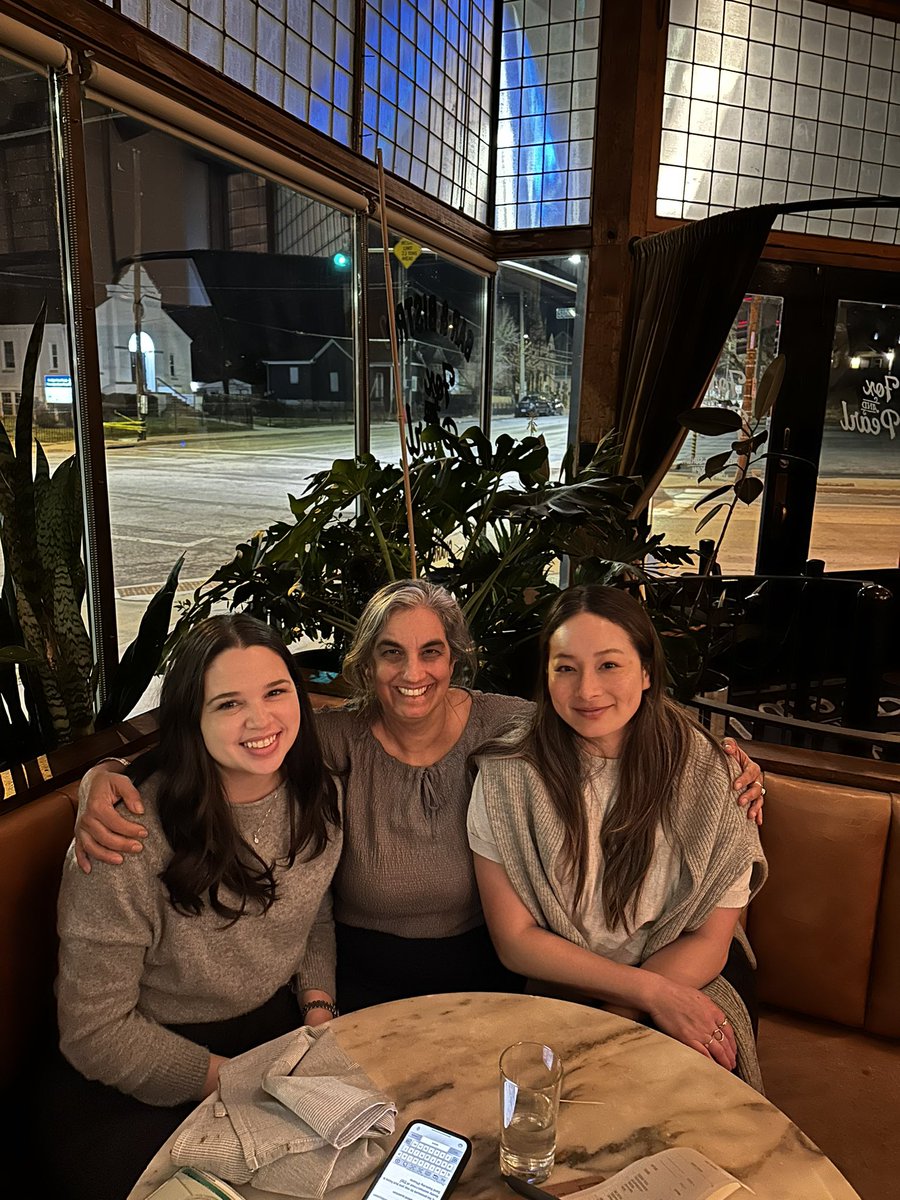 Annie Hwang tweet media