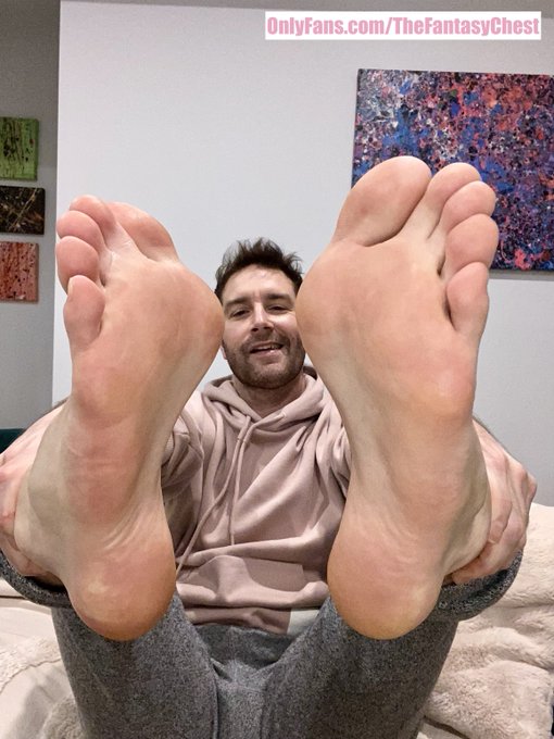 When your Step Dad happens to have incredible soles &amp; confronts you about your foot fetish... https://t