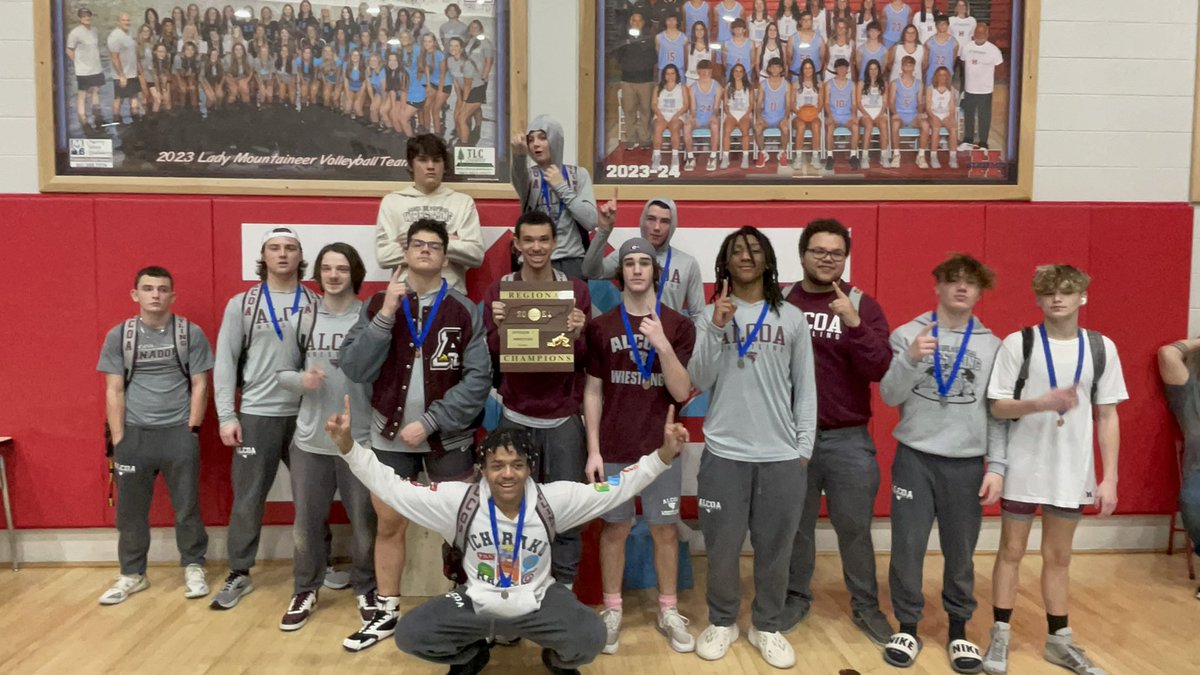 Region 3-A Champions. First region traditional title in school history. 10 sectional qualifiers. Great team effort.