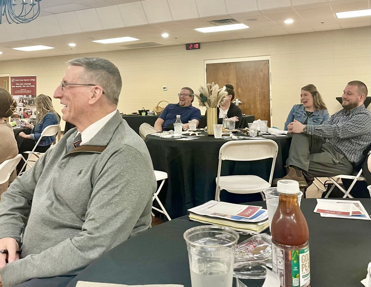 choipaul's tweet photo. Thankful for a wonderful @wcbc_today Alumni Regional Fellowship in Murfreesboro, TN. We had a lot of fun and enjoyed the fellowship and the challenge from @johngoetsch! https://t.co/dYRT3Phi6b