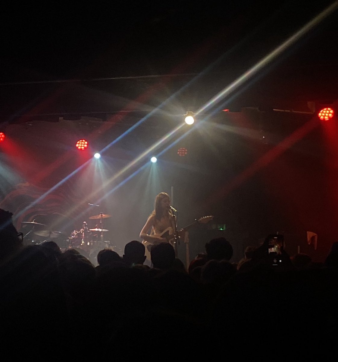 zurizzlewizzle's tweet photo. now the tourโs ended, i just wanna say a huge thanks to james, the band, soft launch, lexie, & all the friends i made from it. thisโll probably turn into a thread of happy rants & pics/vids tbh lol, but genuinely tysm to everyone involved and we all love u james!! <3 #AWTYTour https://t.co/FYv4bBloAl