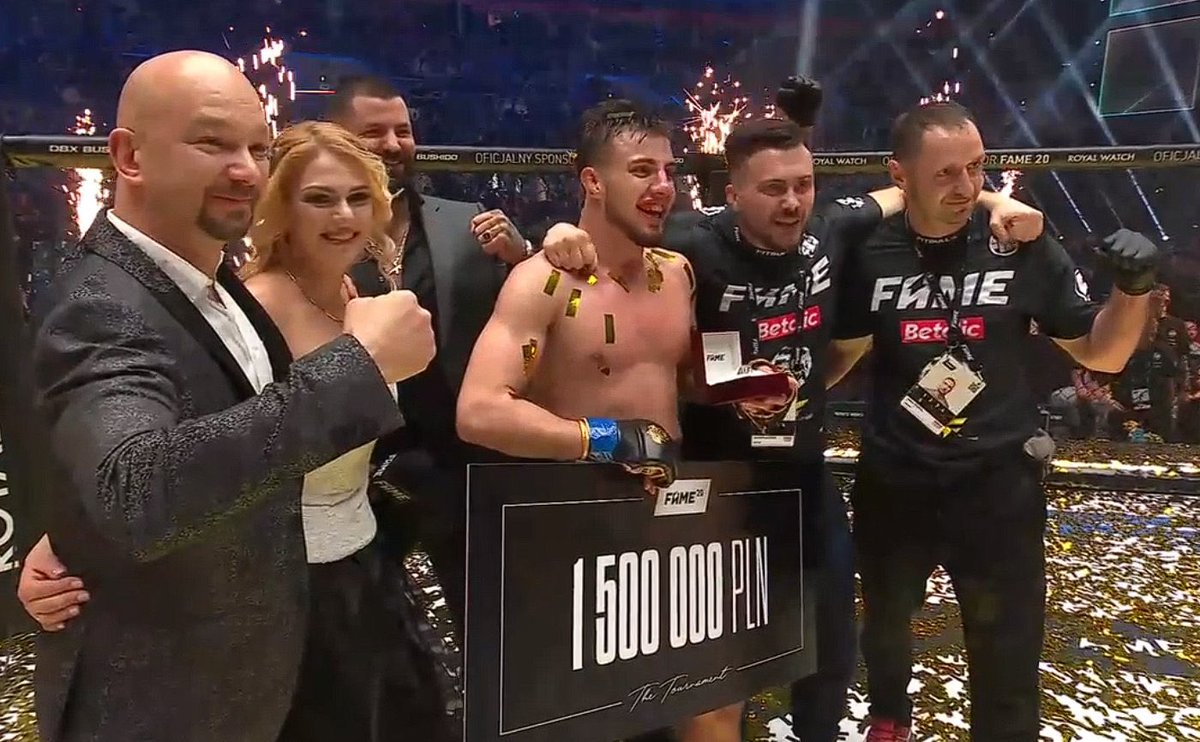 FreakInfo tweet media