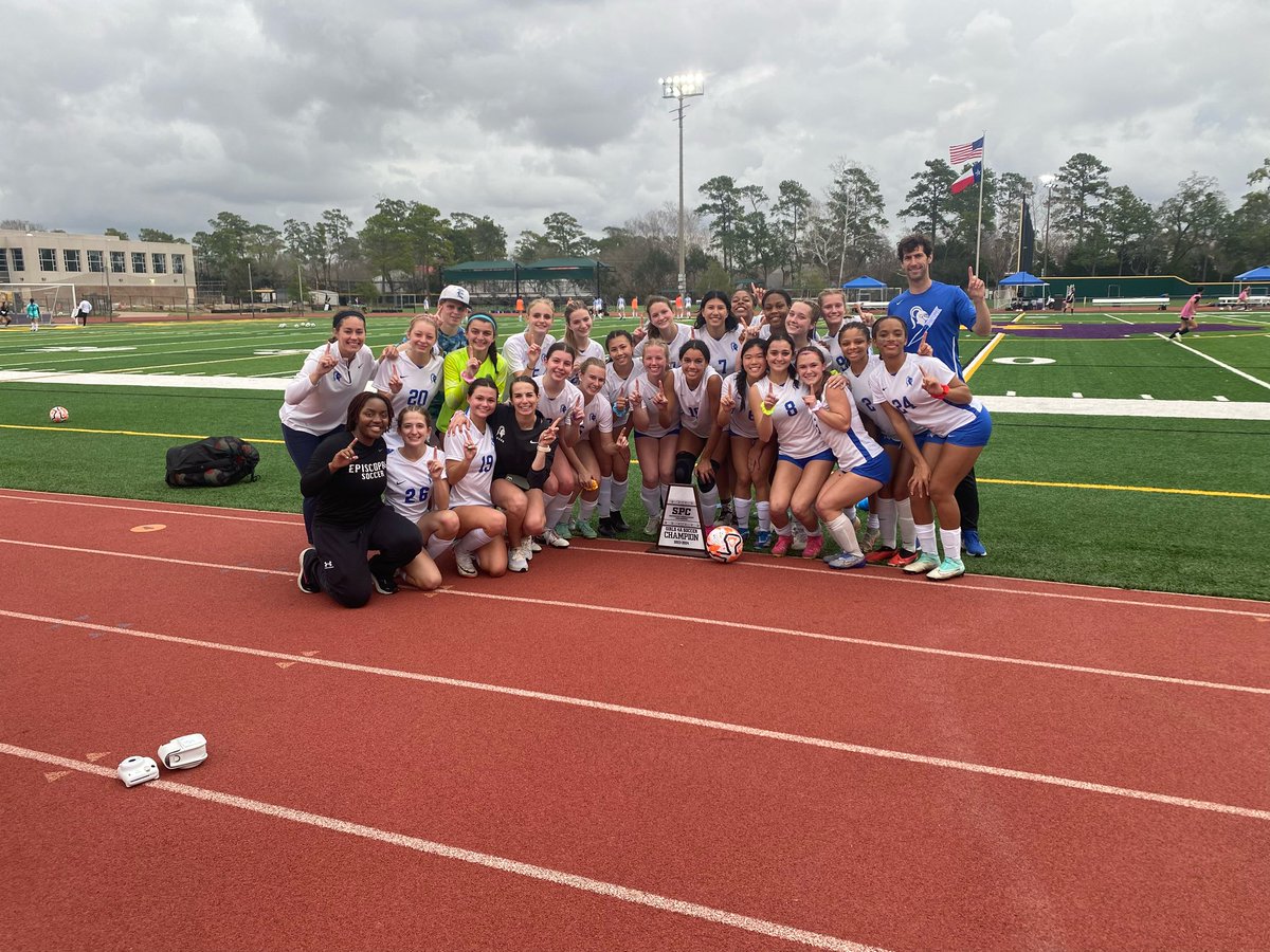 Let’s hear it for these history making girls!!! 💙⚽️🏆 Girls 4A Soccer SPC CHAMPS!