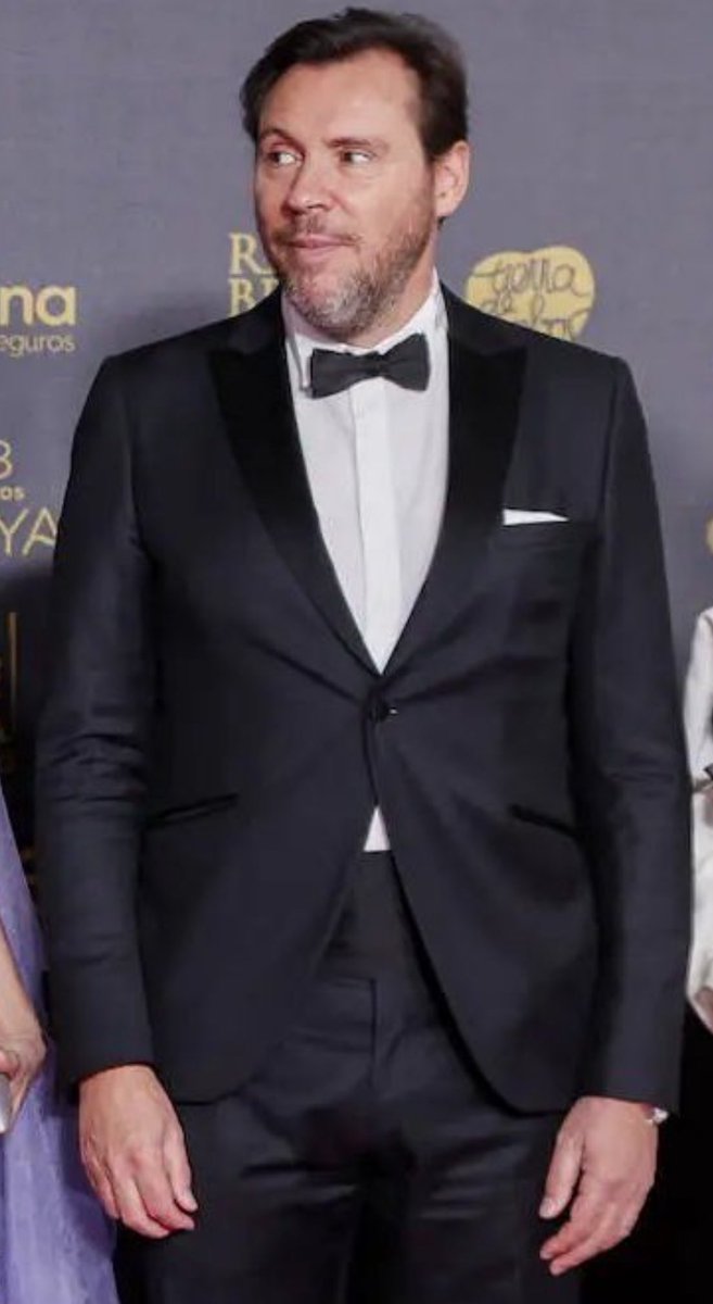 ¿Ya le ha devuelto Óscar Puente a su sobrino la chaqueta de su primera comunión?