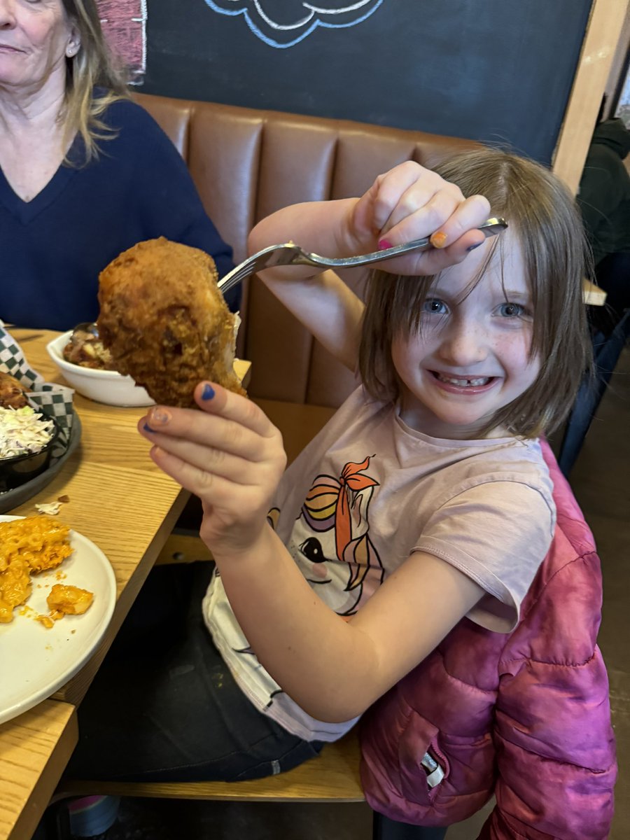 growalbertabeer's tweet photo. Mixed feelings happy be at @northchickenyeg very sad it’s our last time. Thank you for being so awesome over the years and being such a comfortable and welcoming place to my family. I know we will see you around and we’ll follow you on your next adventure. https://t.co/hifllJtzf2
