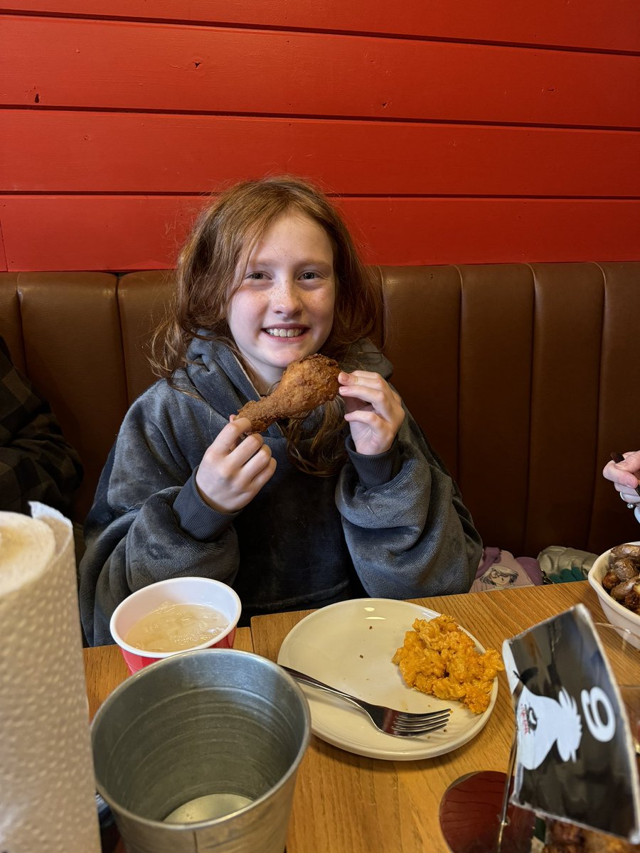 growalbertabeer's tweet photo. Mixed feelings happy be at @northchickenyeg very sad it’s our last time. Thank you for being so awesome over the years and being such a comfortable and welcoming place to my family. I know we will see you around and we’ll follow you on your next adventure. https://t.co/hifllJtzf2
